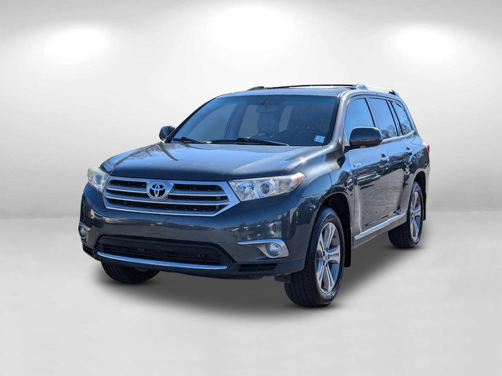 2011 Toyota Highlander Limited (5TDYK3EH6BS) with an Gas V6 3.5L/ engine, 5-Speed Automatic transmission, located at 3959 U.S. 80 W, Phenix City, AL, 36870, (334) 297-4885, 32.469296, -85.135185 - 2011 Toyota Highlander Limited - Photo#5