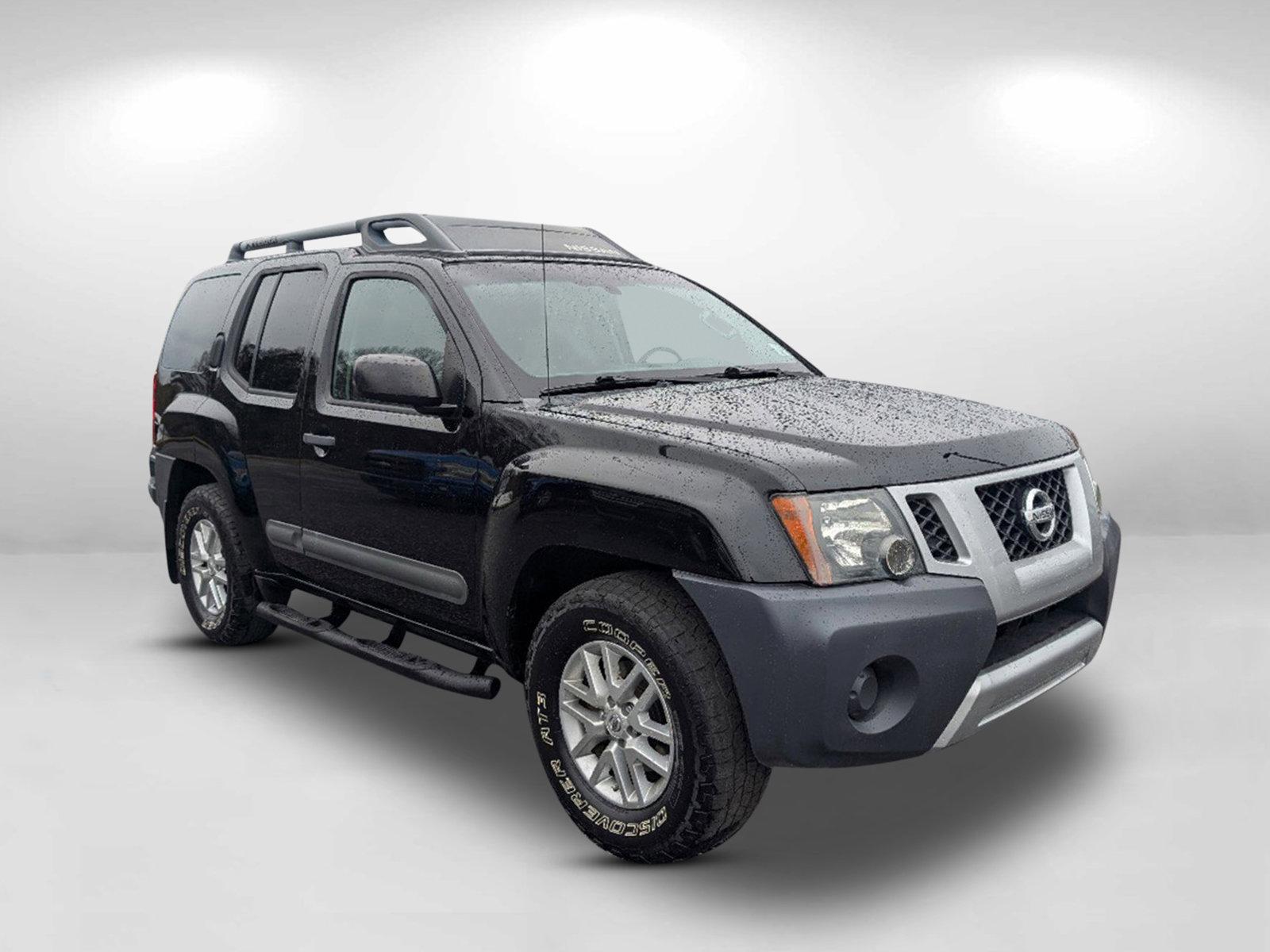 2015 /Gray Nissan Xterra S (5N1AN0NU6FN) with an Regular Unleaded V-6 4.0 L/241 engine, 5-Speed Automatic w/OD transmission, located at 5115 14th Ave., Columbus, GA, 31904, (706) 323-0345, 32.511494, -84.971046 - 2015 Nissan Xterra S - Photo#2