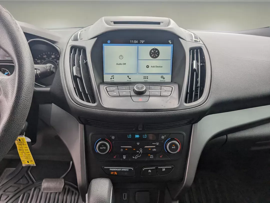 2018 Red Ford Escape SE (1FMCU9GD1JU) with an Intercooled Turbo Regular Unleaded I-4 1.5 L/91 engine, 6-Speed Automatic w/OD transmission, located at 3959 U.S. 80 W, Phenix City, AL, 36870, (334) 297-4885, 32.469296, -85.135185 - 2018 Ford Escape SE - Photo#15