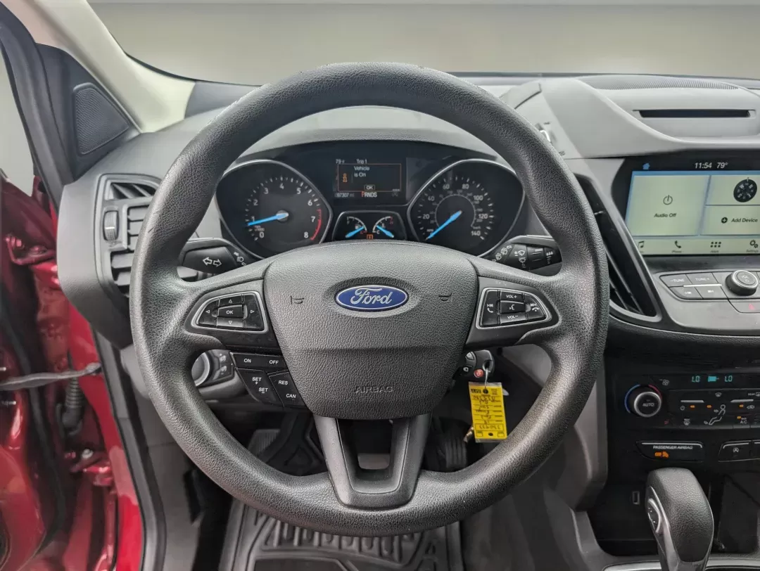 2018 Red Ford Escape SE (1FMCU9GD1JU) with an Intercooled Turbo Regular Unleaded I-4 1.5 L/91 engine, 6-Speed Automatic w/OD transmission, located at 3959 U.S. 80 W, Phenix City, AL, 36870, (334) 297-4885, 32.469296, -85.135185 - 2018 Ford Escape SE - Photo#16