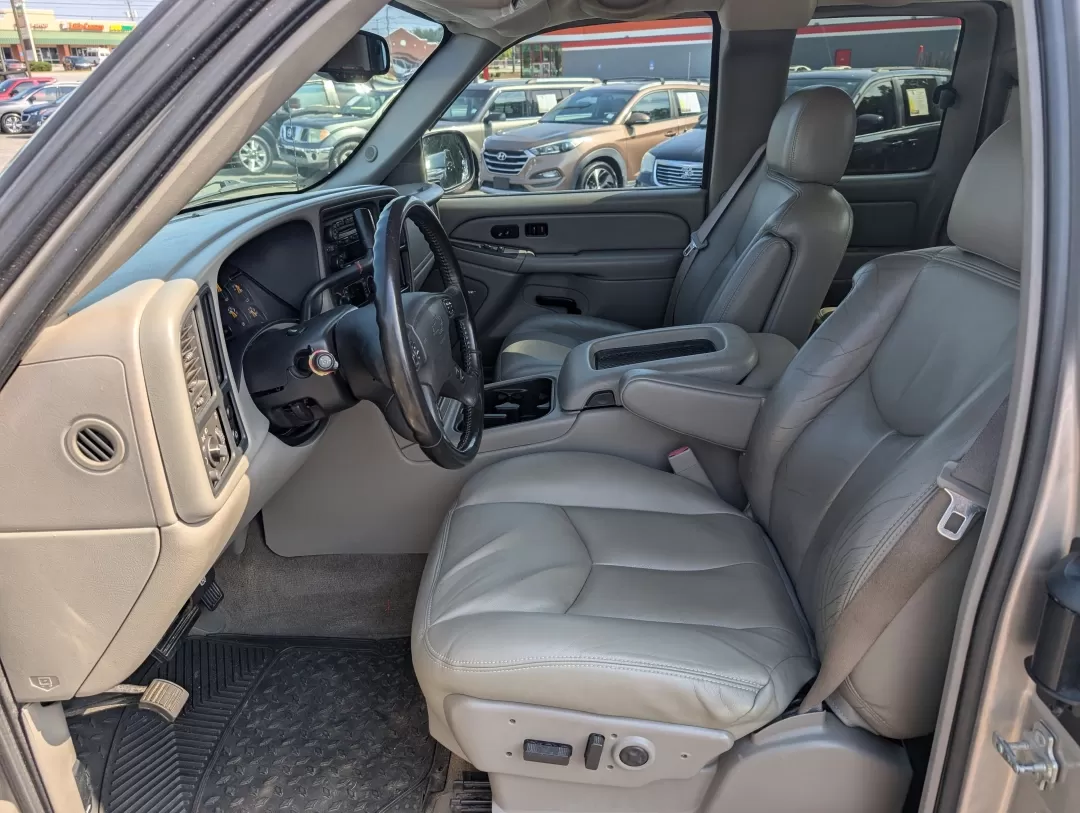 2005 Silver Birch Metallic /Medium Gray Chevrolet Silverado 1500 LT (2GCEC19T651) with an Other engine, located at 3959 U.S. 80 W, Phenix City, AL, 36870, (334) 297-4885, 32.469296, -85.135185 - **Unleash Your Adventurous Spirit with the 2005 Chevrolet Silverado 1500 LT!** <br /> <br /> Are you ready to take on your next weekend adventure or tackle those daily commutes with confidence? The 2005 Chevrolet Silverado 1500 LT is not just a truck; it's your companion for life's journey. Whether - Photo#9