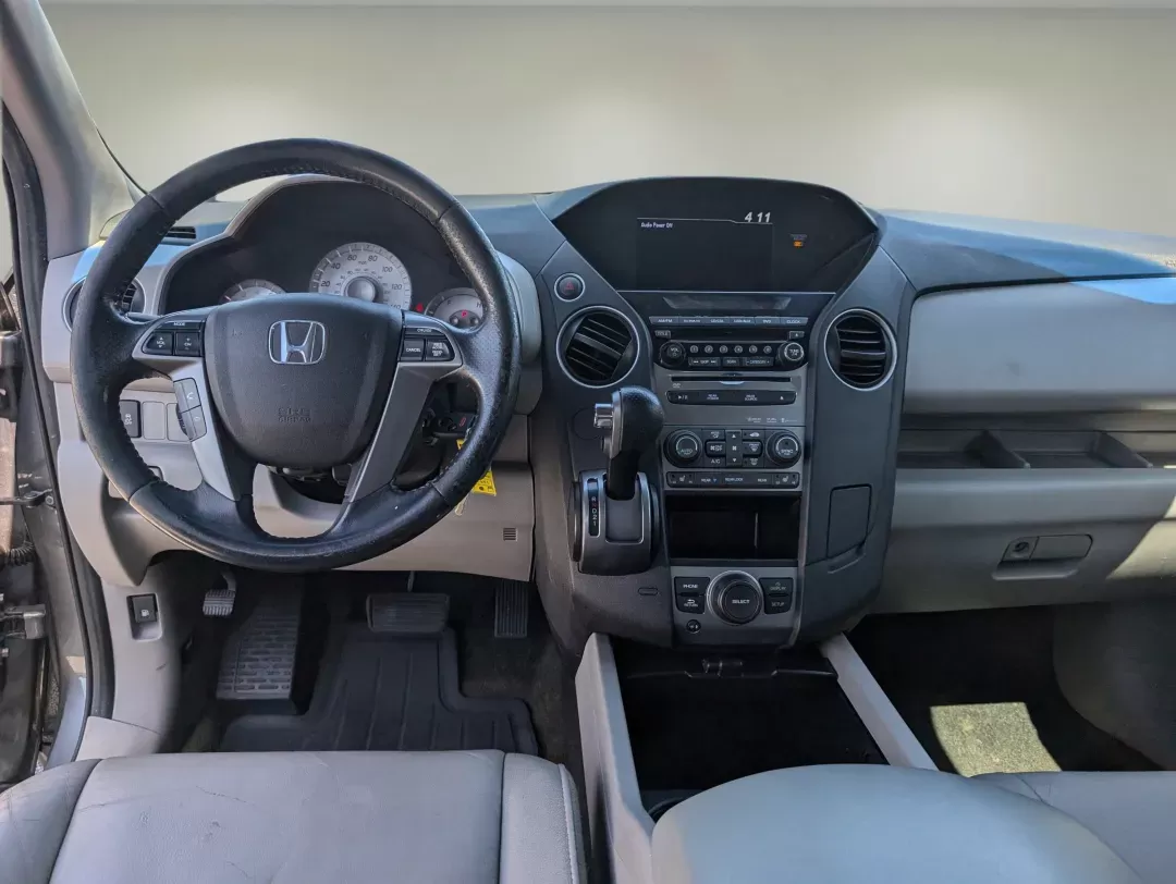 2013 Honda Pilot EX-L (5FNYF3H60DB) with an Gas V6 3.5L/212 engine, 5-Speed Automatic transmission, located at 521 Old Farm Lane Rd, Prattville, AL, 36066, (334) 325-1505, 32.482460, -86.416367 - 2013 Honda Pilot EX-L - Photo#12
