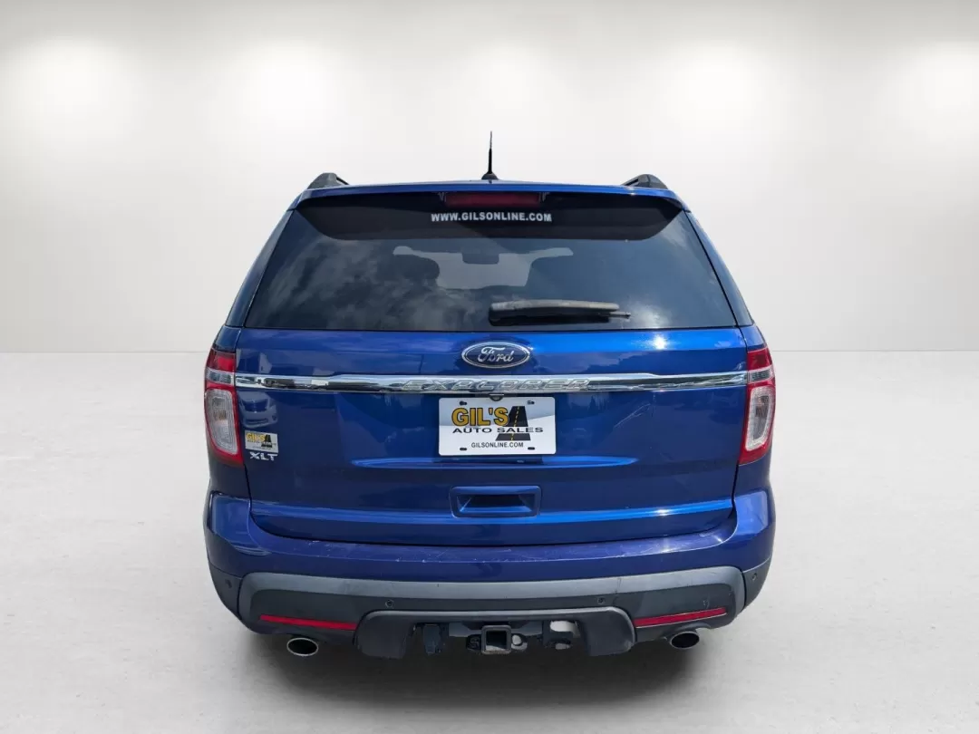 2014 Ford Explorer XLT (1FM5K7D82EG) with an Other engine, located at 3959 U.S. 80 W, Phenix City, AL, 36870, (334) 297-4885, 32.469296, -85.135185 - Discover the perfect blend of versatility and comfort with our 2014 Ford Explorer XLT, now available at Gils Auto in Phenix City, AL. Whether you're a growing family in need of extra space, a commuter looking for reliability, or an adventurer seeking a reliable vehicle for weekend getaways, this SUV - Photo#5
