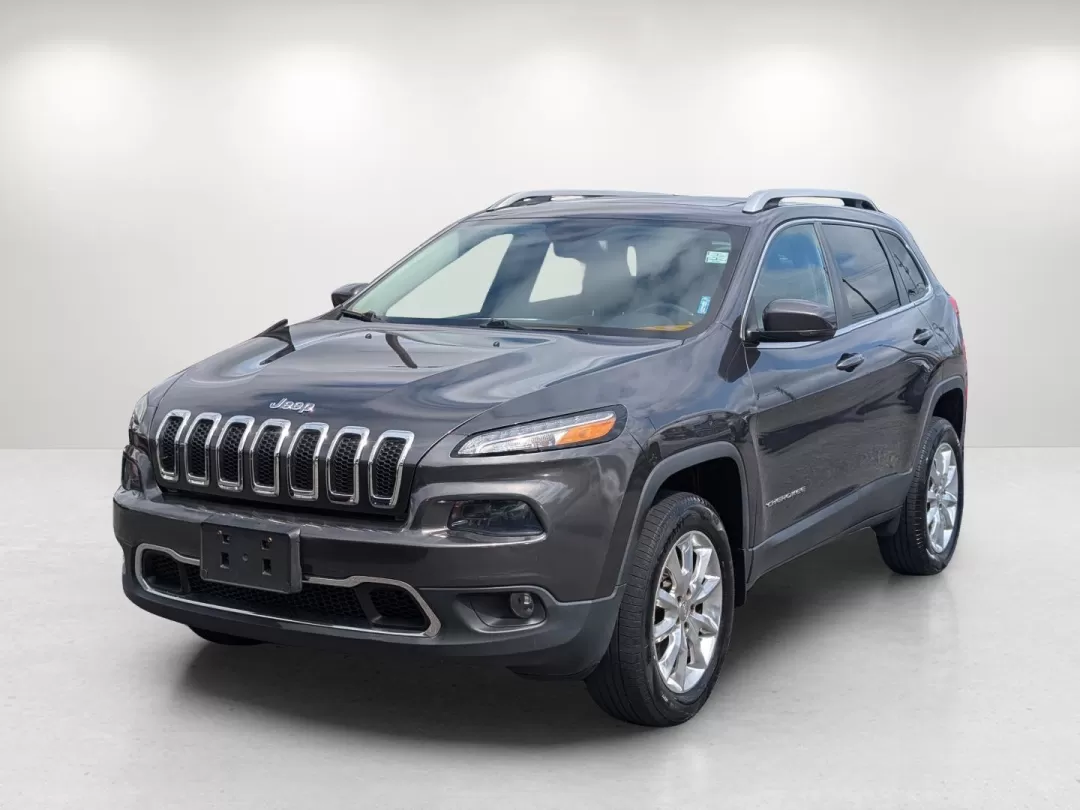 2015 /Lt Frost Beige/Black Jeep Cherokee Limited (1C4PJMDS6FW) with an Other engine, located at 3959 U.S. 80 W, Phenix City, AL, 36870, (334) 297-4885, 32.469296, -85.135185 - **Adventure Awaits with This 2015 Jeep Cherokee Limited at Gils Auto Phenix City, AL!**<br /> <br /> Whether you're a weekend warrior seeking thrills off the beaten path or a busy professional needing a reliable ride for daily commutes, this 2015 Jeep Cherokee Limited is perfectly suited for your l - Photo#1