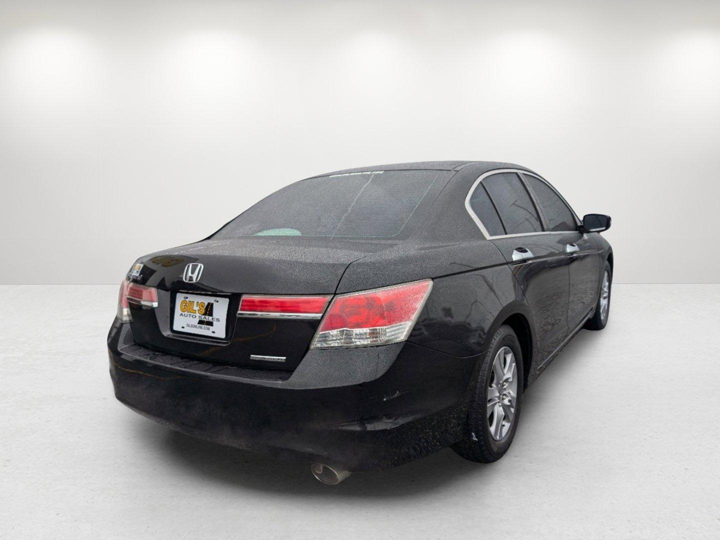 2012 Honda Accord Sdn SE (1HGCP2F66CA) with an Gas I4 2.4L/144 engine, 5-Speed Automatic transmission, located at 7000 Northlake Connector, Columbus, GA, 31904, (706) 987-8085, 32.524975, -84.978134 - 2012 Honda Accord Sdn SE - Photo#4