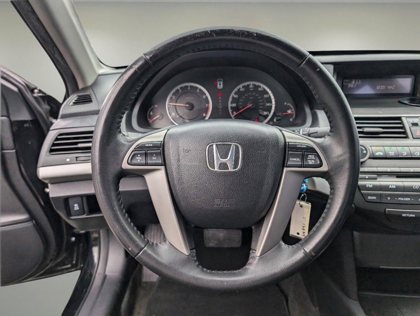 2012 Honda Accord Sdn SE (1HGCP2F66CA) with an Gas I4 2.4L/144 engine, 5-Speed Automatic transmission, located at 7000 Northlake Connector, Columbus, GA, 31904, (706) 987-8085, 32.524975, -84.978134 - 2012 Honda Accord Sdn SE - Photo#15