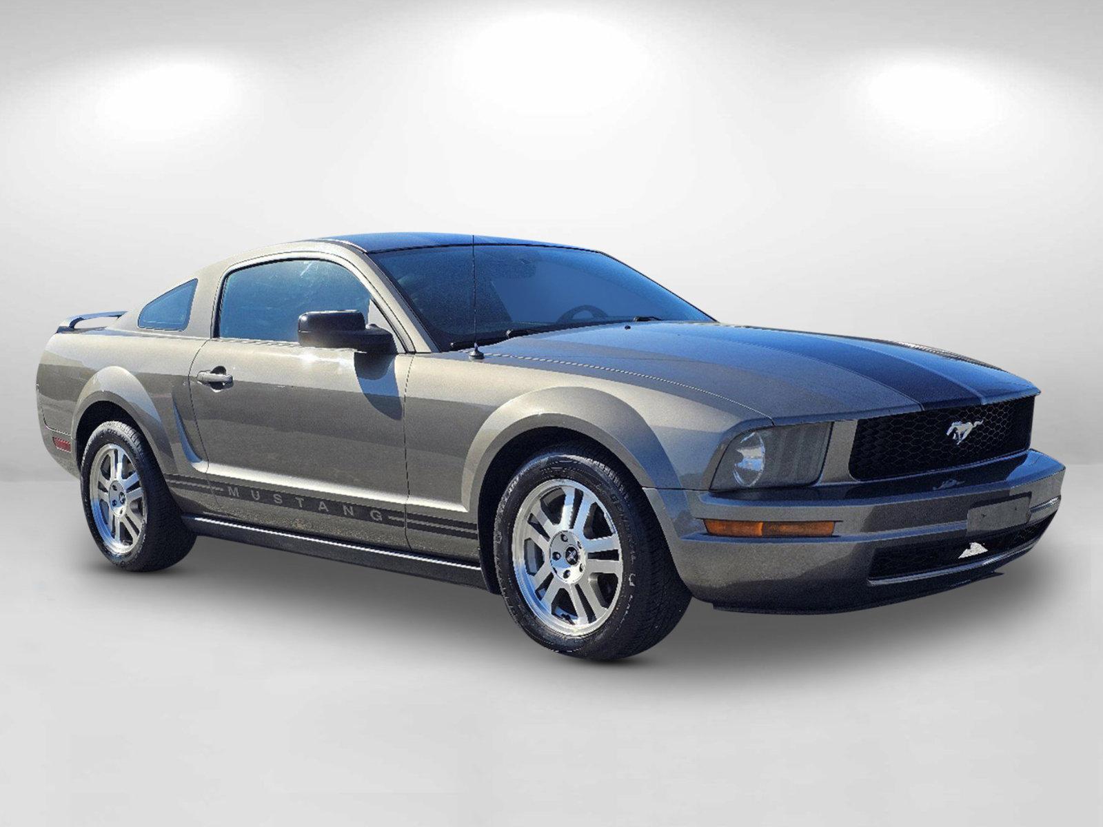 2005 Mineral Grey Metallic /Dark Charcoal Ford Mustang Premium (1ZVFT80N355) with an Gas V6 4.0L/244 engine, 5-Speed Automatic transmission, located at 5115 14th Ave., Columbus, GA, 31904, (706) 323-0345, 32.511494, -84.971046 - 2005 Ford Mustang Premium - Photo#2