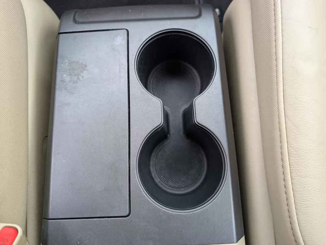 2011 Honda CR-V EX-L (5J6RE4H7XBL) with an Other engine, located at 7000 Northlake Connector, Columbus, GA, 31904, (706) 987-8085, 32.524975, -84.978134 - Are you in the market for a reliable SUV that can handle family adventures, weekend getaways, or long commutes with ease? Look no further than this stunning 2011 Honda CR-V EX-L, now available at Gils Auto in Phenix City, AL. With its spacious interior, advanced safety features, and impressive fuel - Photo#12