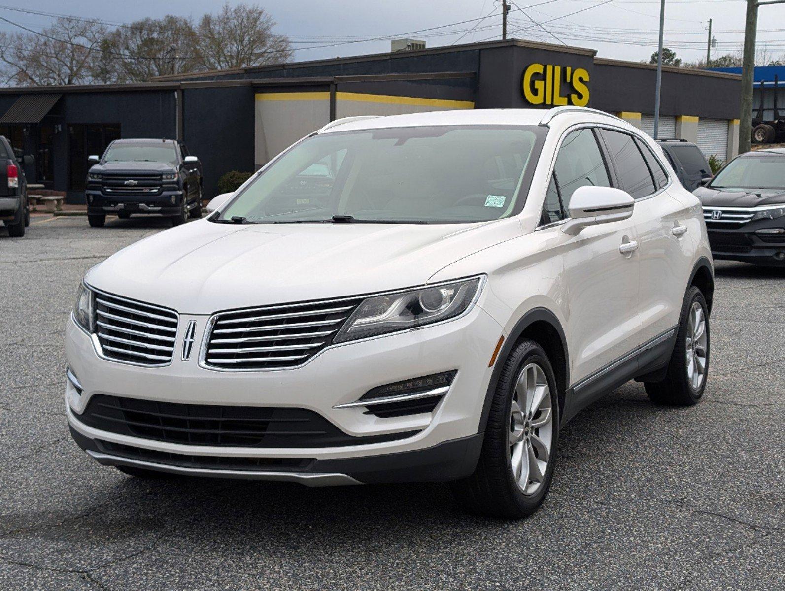 photo of 2017 Lincoln MKC Select