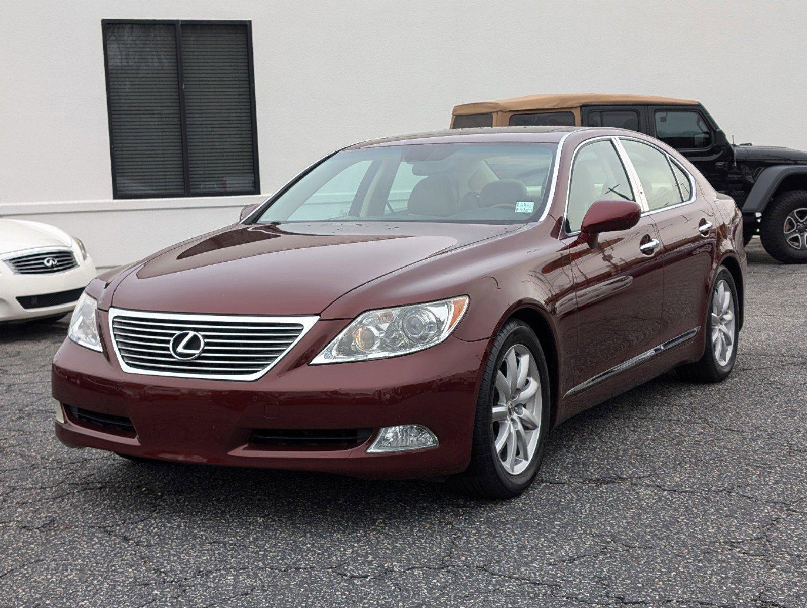 photo of 2008 Lexus LS 460