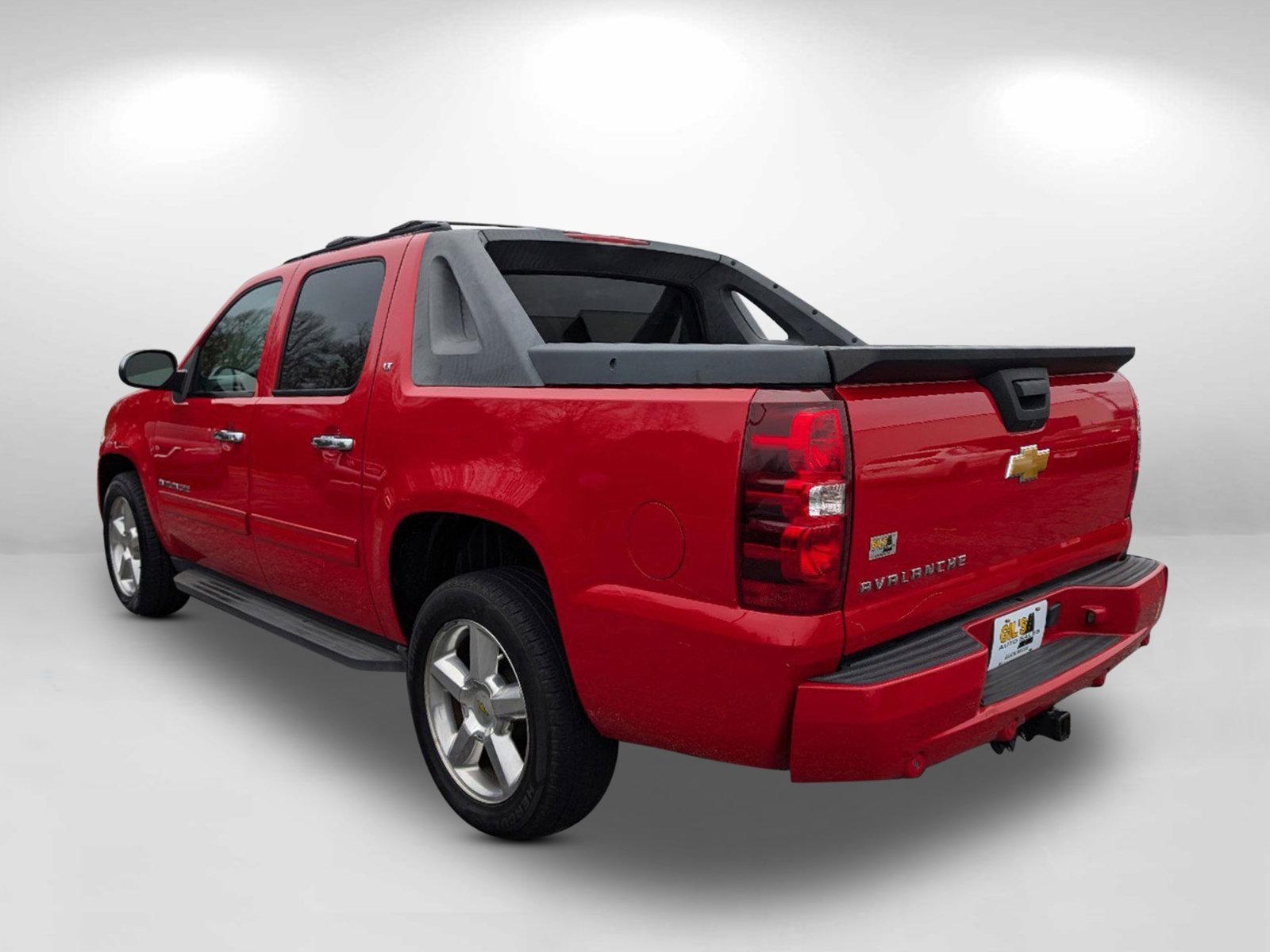 2012 /Dark Cashmere/Light Cashmere Chevrolet Avalanche LT (3GNMCFE07CG) with an Gas/Ethanol V8 5.3L/325 engine, 6-Speed Automatic transmission, located at 5115 14th Ave., Columbus, GA, 31904, (706) 323-0345, 32.511494, -84.971046 - 2012 Chevrolet Avalanche LT - Photo#8