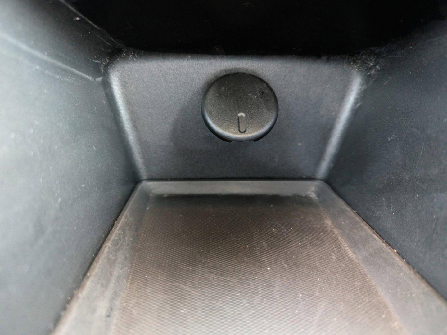 2011 /Jet Black GMC Terrain SLE-1 (2CTALMEC9B6) with an Gas I4 2.4/146.5 engine, 6-Speed Automatic transmission, located at 3959 U.S. 80 W, Phenix City, AL, 36870, (334) 297-4885, 32.469296, -85.135185 - 2011 GMC Terrain SLE-1 - Photo#13