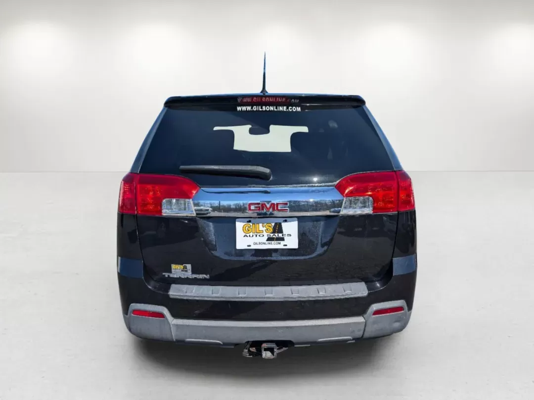 2011 /Jet Black GMC Terrain SLE-1 (2CTALMEC9B6) with an Gas I4 2.4/146.5 engine, 6-Speed Automatic transmission, located at 1430 Gateway Drive, Opelika, AL, 36801, (334) 239-0944, 32.637871, -85.409790 - 2011 GMC Terrain SLE-1 - Photo#5