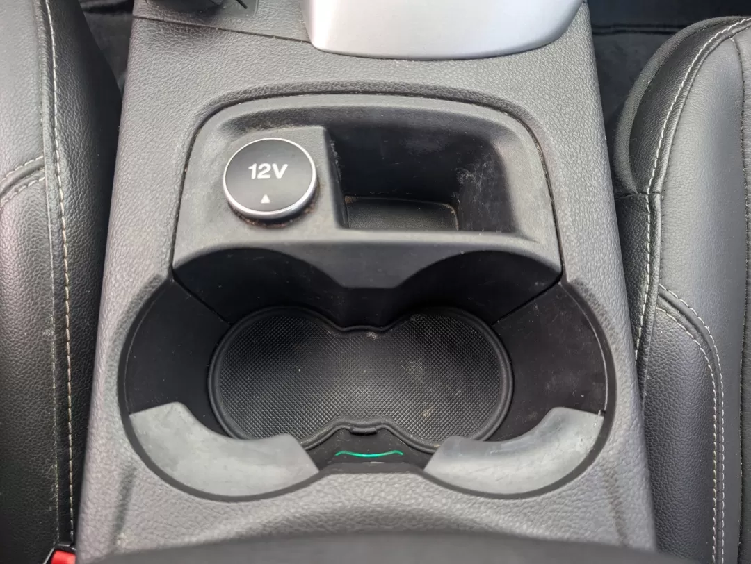 2014 Ford Focus SE (1FADP3K21EL) with an Other engine, located at 804 22nd Ave, Phenix City, AL, 36870, (334) 297-1860, 32.484749, -85.024475 - Experience the thrill of a versatile hatchback that fits seamlessly into your life! Introducing the 2014 Ford Focus SE, a perfect blend of style, efficiency, and technology that is ideal for busy commuters, small families, or anyone looking to elevate their driving experience without breaking the ba - Photo#12