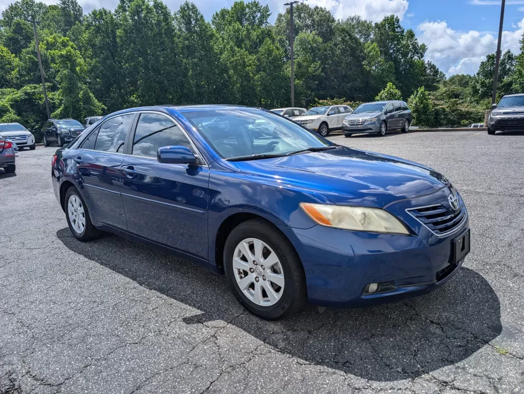 2008 Toyota Camry XLE (4T1BE46K28U) with an Gas I4 2.4L/144 engine, 5-Speed Automatic w/OD transmission, located at 3959 U.S. 80 W, Phenix City, AL, 36870, (334) 297-4885, 32.469296, -85.135185 - 2008 Toyota Camry XLE - Photo#2