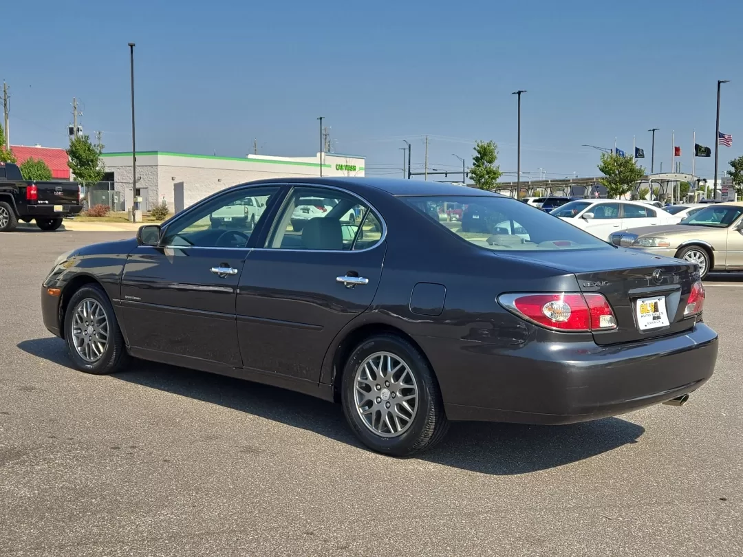 2004 Lexus ES 330 (JTHBA30GX45) with an Other engine, located at 521 Old Farm Lane Rd, Prattville, AL, 36066, (334) 325-1505, 32.482460, -86.416367 - 2004 Lexus ES 330 - Photo#7
