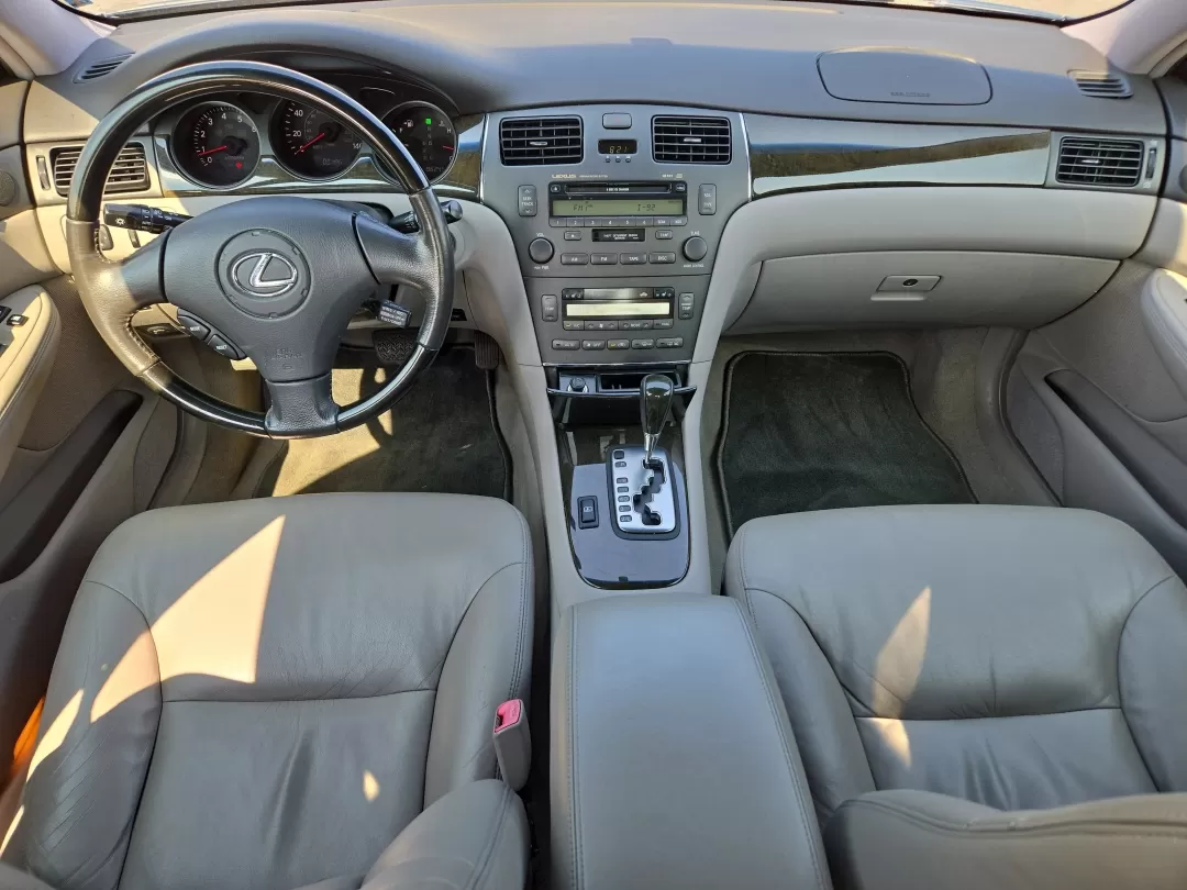 2004 Lexus ES 330 (JTHBA30GX45) with an Other engine, located at 521 Old Farm Lane Rd, Prattville, AL, 36066, (334) 325-1505, 32.482460, -86.416367 - 2004 Lexus ES 330 - Photo#13
