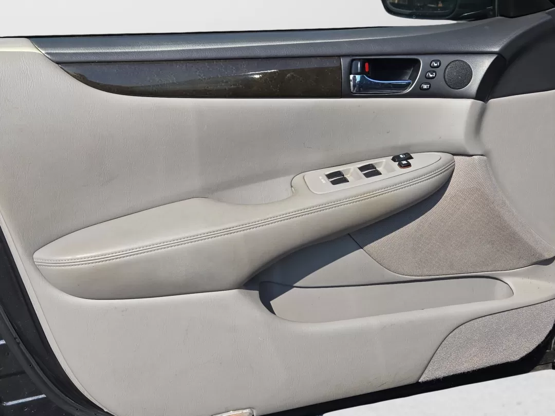 2004 Lexus ES 330 (JTHBA30GX45) with an Other engine, located at 521 Old Farm Lane Rd, Prattville, AL, 36066, (334) 325-1505, 32.482460, -86.416367 - 2004 Lexus ES 330 - Photo#10