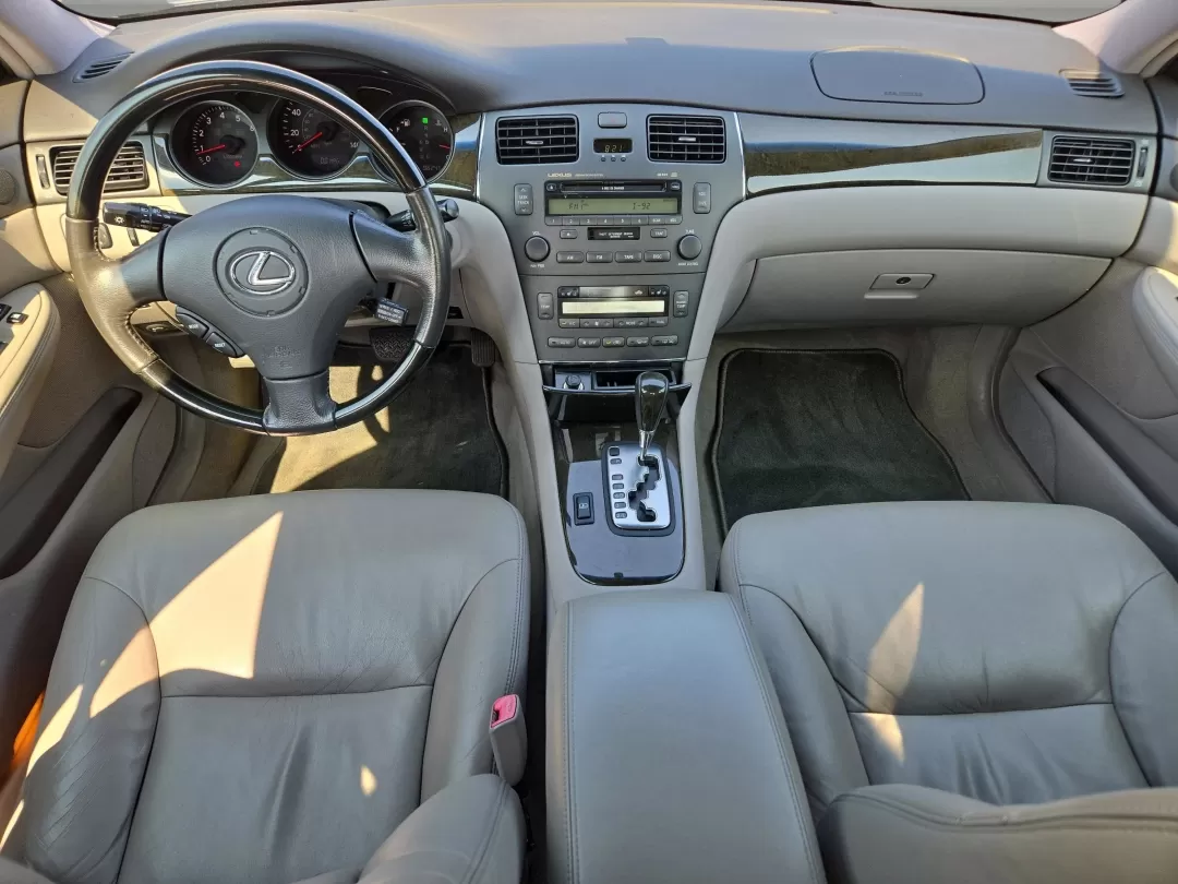 2004 Lexus ES 330 (JTHBA30GX45) with an Other engine, located at 521 Old Farm Lane Rd, Prattville, AL, 36066, (334) 325-1505, 32.482460, -86.416367 - 2004 Lexus ES 330 - Photo#14