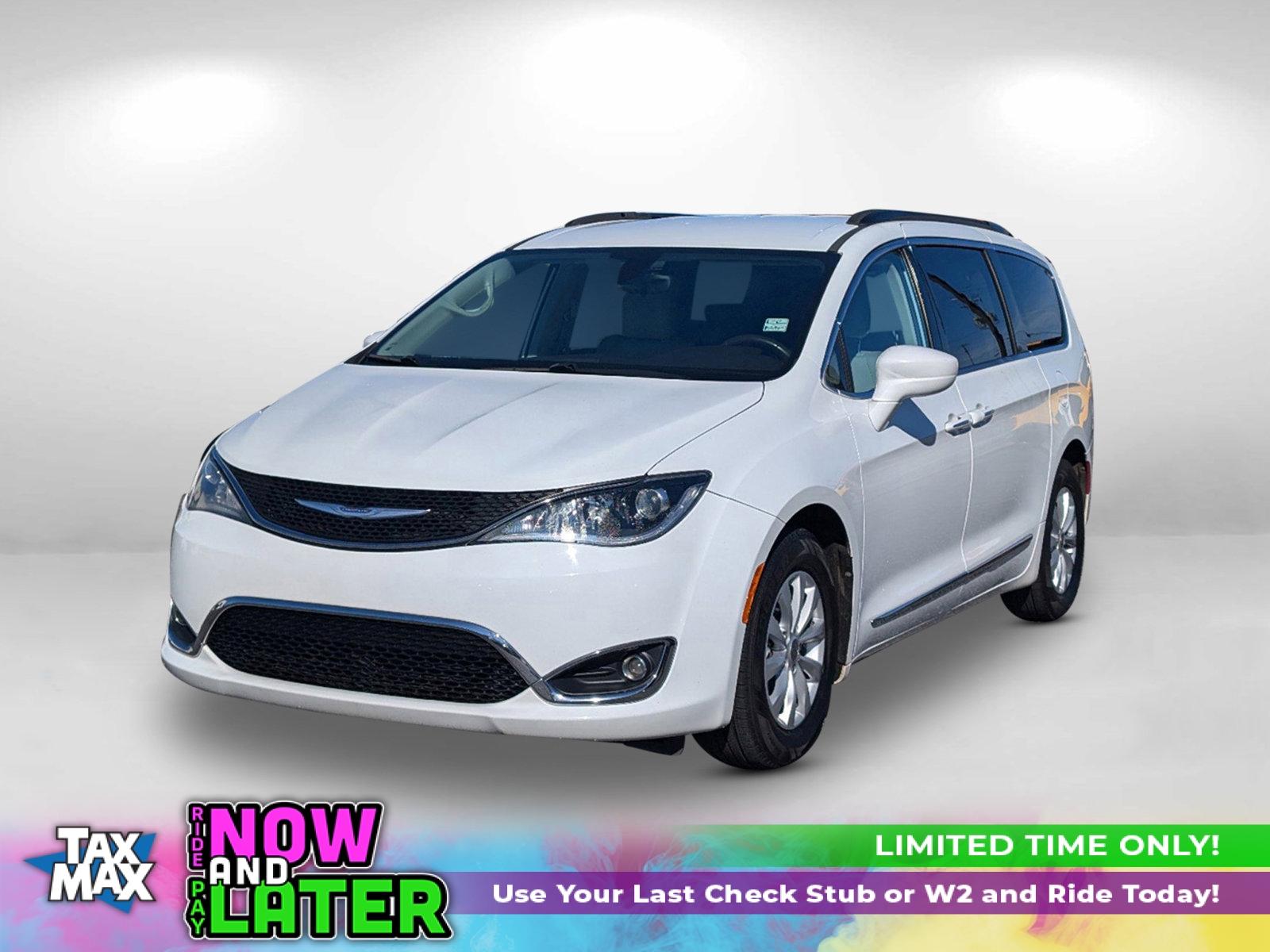 2017 /Toffee/Cognac/Alloy Chrysler Pacifica Touring-L (2C4RC1BGXHR) with an Regular Unleaded V-6 3.6 L/220 engine, 9-Speed Automatic w/OD transmission, located at 7000 Northlake Connector, Columbus, GA, 31904, (706) 987-8085, 32.524975, -84.978134 - 2017 Chrysler Pacifica Touring-L - Photo#0