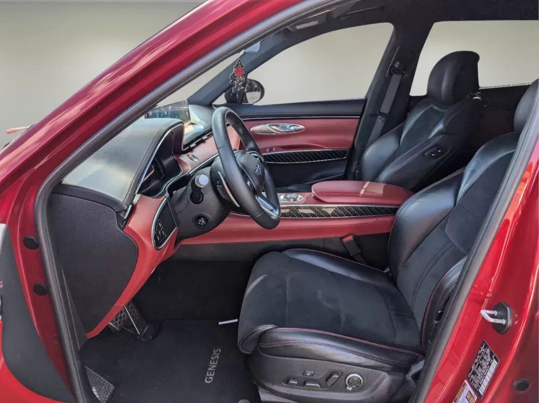 2022 /Red Genesis GV70 3.5T Sport (KMUMCDTC7NU) with an Twin Turbo Premium Unleaded V-6 3.5 L/212 engine, 8-Speed Automatic w/OD transmission, located at 521 Old Farm Lane Rd, Prattville, AL, 36066, (334) 325-1505, 32.482460, -86.416367 - 2022 Genesis GV70 3.5T Sport - Photo#9
