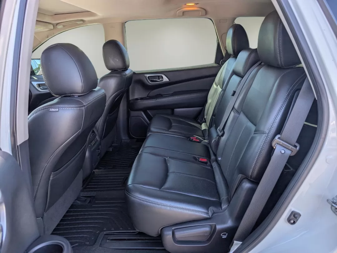 2016 /Charcoal Nissan Pathfinder Platinum (5N1AR2MN8GC) with an Other engine, located at 7000 Northlake Connector, Columbus, GA, 31904, (706) 987-8085, 32.524975, -84.978134 - **Explore the Open Road in Style and Comfort with the 2016 Nissan Pathfinder Platinum at Gils Auto in Phenix City, AL!**<br /> <br /> Are you seeking a versatile and reliable SUV that can keep up with your family's dynamic lifestyle? Whether you're taking the kids to soccer practice, heading out for - Photo#10
