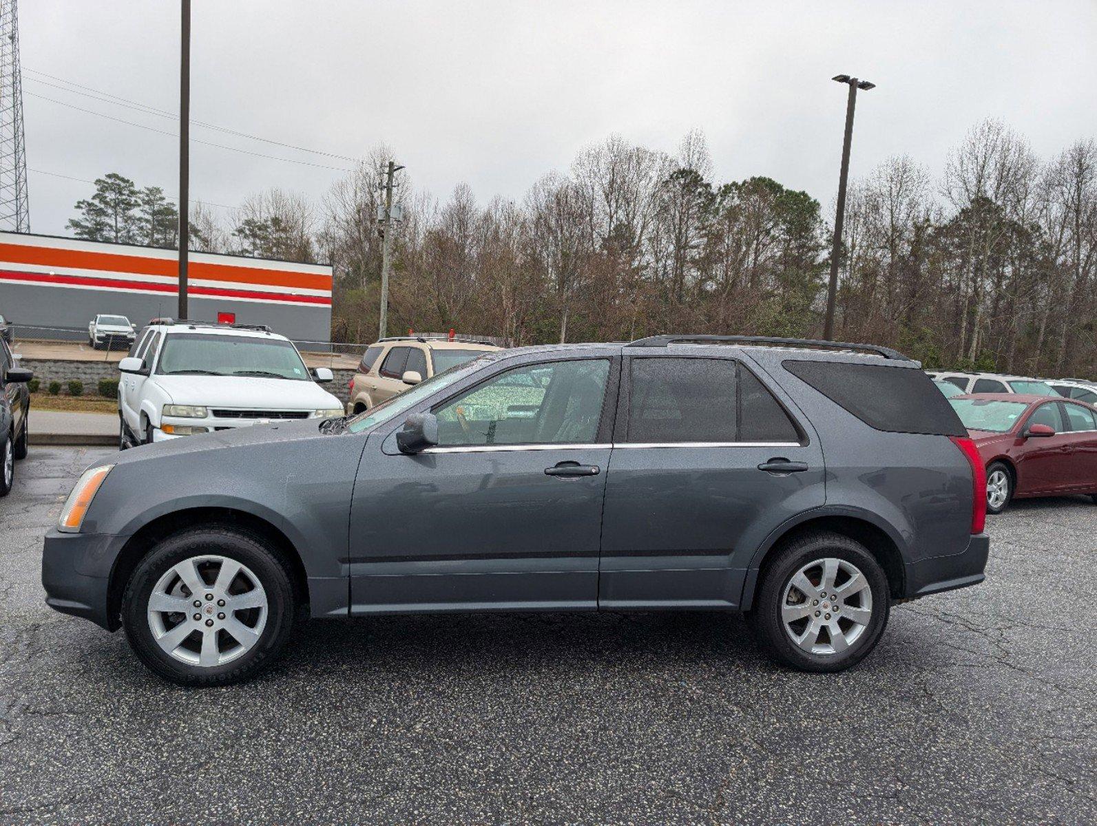 2007 /Light Gray w/Ebony Cadillac SRX (1GYEE637570) with an Gas V6 3.6L/220 engine, 5-Speed Automatic w/OD transmission, located at 3959 U.S. 80 W, Phenix City, AL, 36870, (334) 297-4885, 32.469296, -85.135185 - 2007 Cadillac SRX - Photo#7