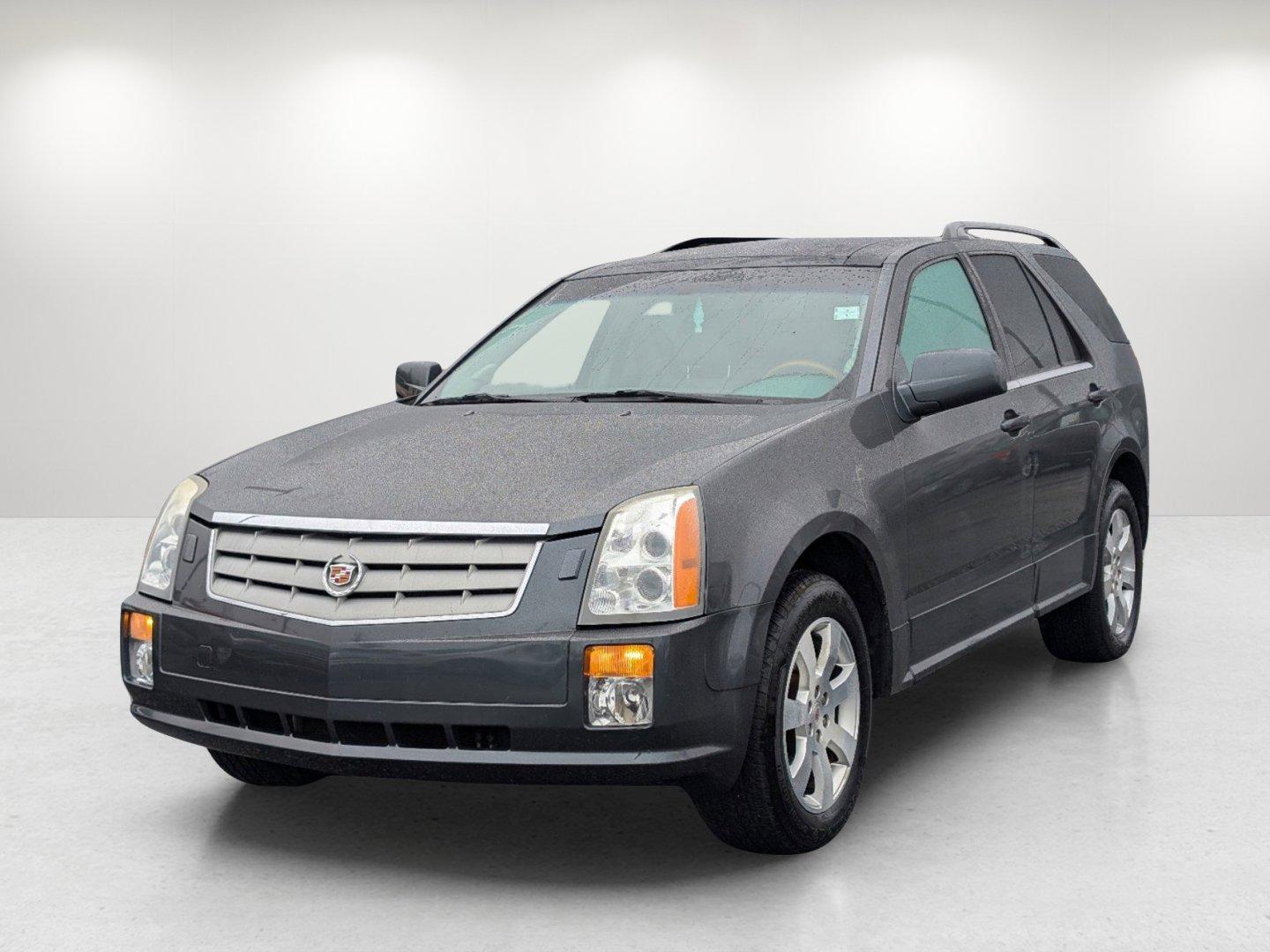 2007 /Light Gray w/Ebony Cadillac SRX (1GYEE637570) with an Gas V6 3.6L/220 engine, 5-Speed Automatic w/OD transmission, located at 521 Old Farm Lane Rd, Prattville, AL, 36066, (334) 325-1505, 32.482460, -86.416367 - 2007 Cadillac SRX - Photo#0