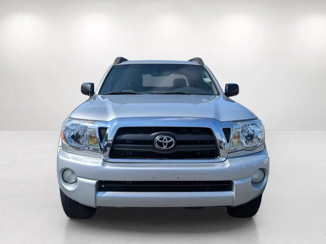 2006 Toyota Tacoma PreRunner (5TEJU62N16Z) with an Other engine, located at 1430 Gateway Drive, Opelika, AL, 36801, (334) 239-0944, 32.637871, -85.409790 - Looking for a reliable vehicle that fits your active lifestyle? The 2006 Toyota Tacoma PreRunner, available at Gils Auto in Opelika, AL, is your perfect companion for weekend adventures, family outings, or even those long commutes to work. With its rugged build and spacious interior, this crew cab p - Photo#2