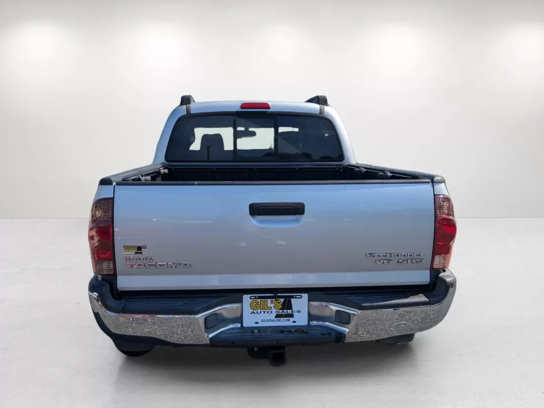 2006 Toyota Tacoma PreRunner (5TEJU62N16Z) with an Other engine, located at 1430 Gateway Drive, Opelika, AL, 36801, (334) 239-0944, 32.637871, -85.409790 - Looking for a reliable vehicle that fits your active lifestyle? The 2006 Toyota Tacoma PreRunner, available at Gils Auto in Opelika, AL, is your perfect companion for weekend adventures, family outings, or even those long commutes to work. With its rugged build and spacious interior, this crew cab p - Photo#6