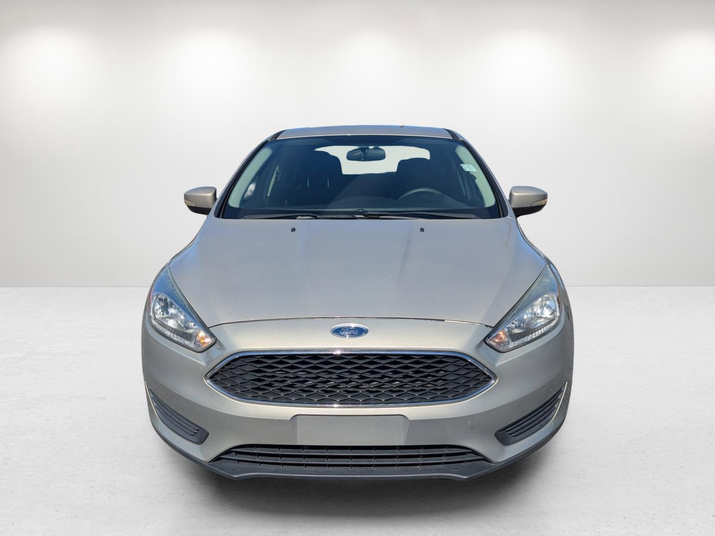 2015 Ford Focus SE (1FADP3F22FL) with an Regular Unleaded I-4 2.0 L/122 engine, located at 3959 U.S. 80 W, Phenix City, AL, 36870, (334) 297-4885, 32.469296, -85.135185 - 2015 Ford Focus SE - Photo#8