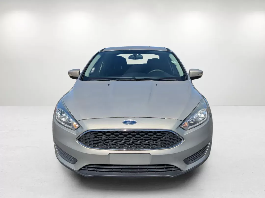 2015 Ford Focus SE (1FADP3F22FL) with an Regular Unleaded I-4 2.0 L/122 engine, located at 3959 U.S. 80 W, Phenix City, AL, 36870, (334) 297-4885, 32.469296, -85.135185 - 2015 Ford Focus SE - Photo#8