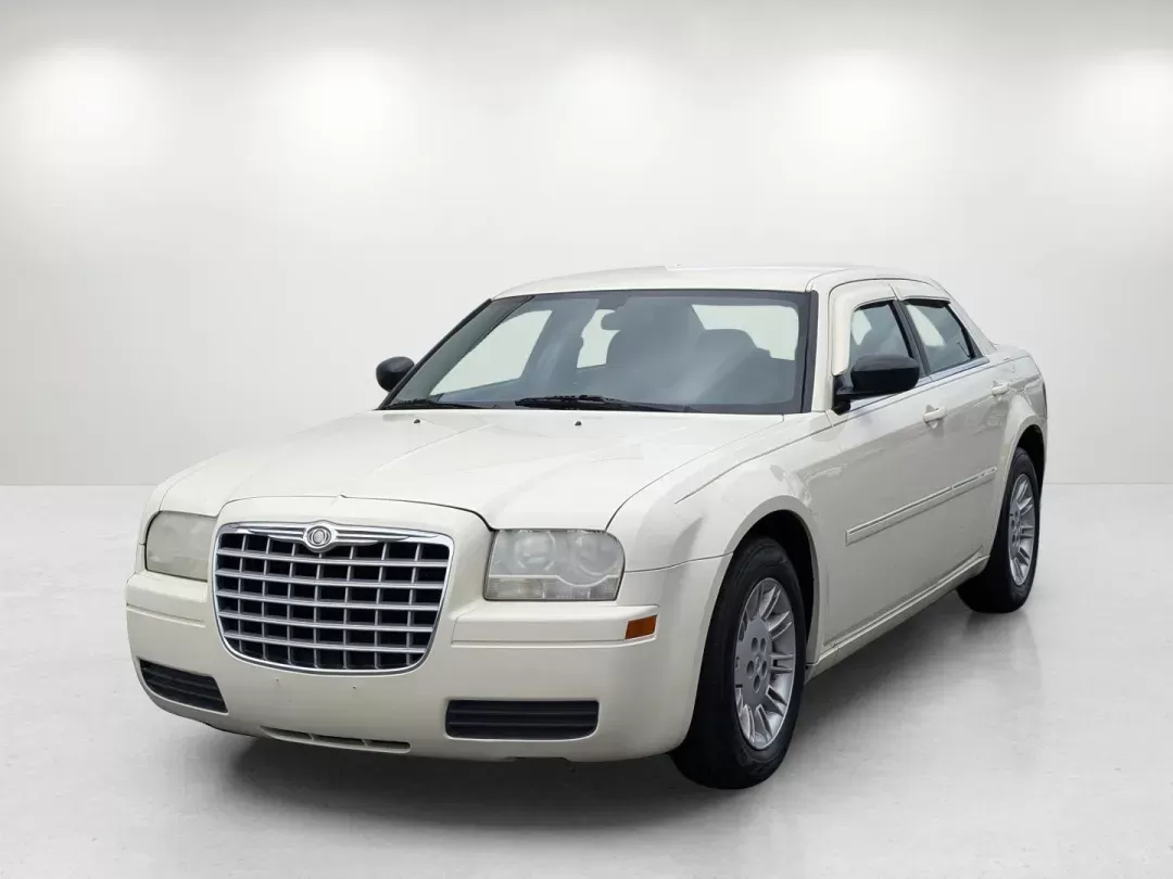 2007 Chrysler 300 (2C3KA43R67H) with an Other engine, located at 3959 U.S. 80 W, Phenix City, AL, 36870, (334) 297-4885, 32.469296, -85.135185 - **Experience Luxury and Reliability with the 2007 Chrysler 300 at Gils Auto - Phenix City!**<br /> <br /> Are you searching for the perfect vehicle to elevate your daily commute or make family outings more enjoyable? Look no further-this 2007 Chrysler 300 delivers both style and performance, making - Photo#1