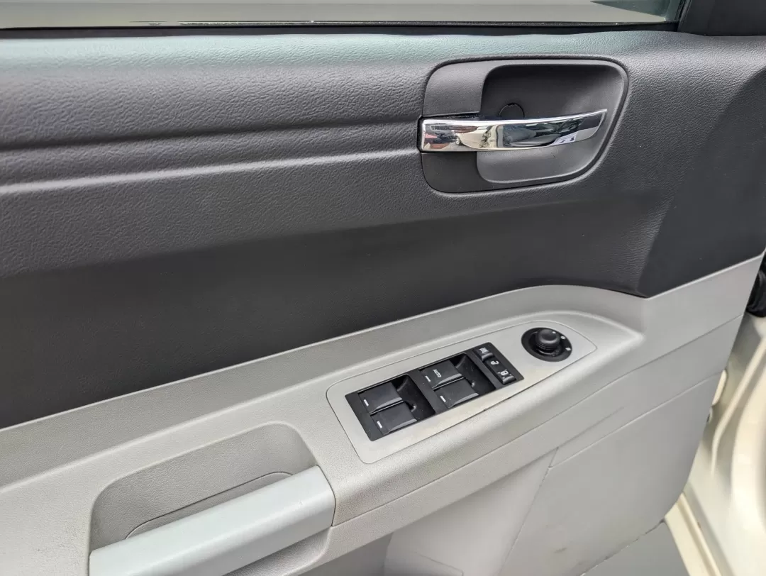 2007 Chrysler 300 (2C3KA43R67H) with an Other engine, located at 521 Old Farm Lane Rd, Prattville, AL, 36066, (334) 325-1505, 32.482460, -86.416367 - **Experience Luxury and Reliability with the 2007 Chrysler 300 at Gils Auto - Phenix City!**<br /> <br /> Are you searching for the perfect vehicle to elevate your daily commute or make family outings more enjoyable? Look no further-this 2007 Chrysler 300 delivers both style and performance, making - Photo#8