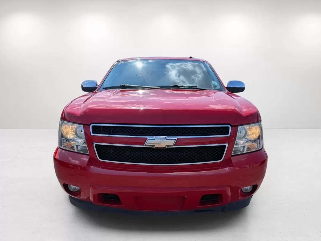 2008 /Ebony Chevrolet Tahoe LT w/1LT (1GNFC13J28R) with an Other engine, located at 3959 U.S. 80 W, Phenix City, AL, 36870, (334) 297-4885, 32.469296, -85.135185 - **Explore Your Next Adventure with the 2008 Chevrolet Tahoe LT at Gils Auto!**<br /> <br /> Are you ready to elevate your family outings, weekend getaways, or daily commutes? The 2008 Chevrolet Tahoe LT is not just a vehicle; it's a lifestyle companion designed for those who crave adventure and comf - Photo#1
