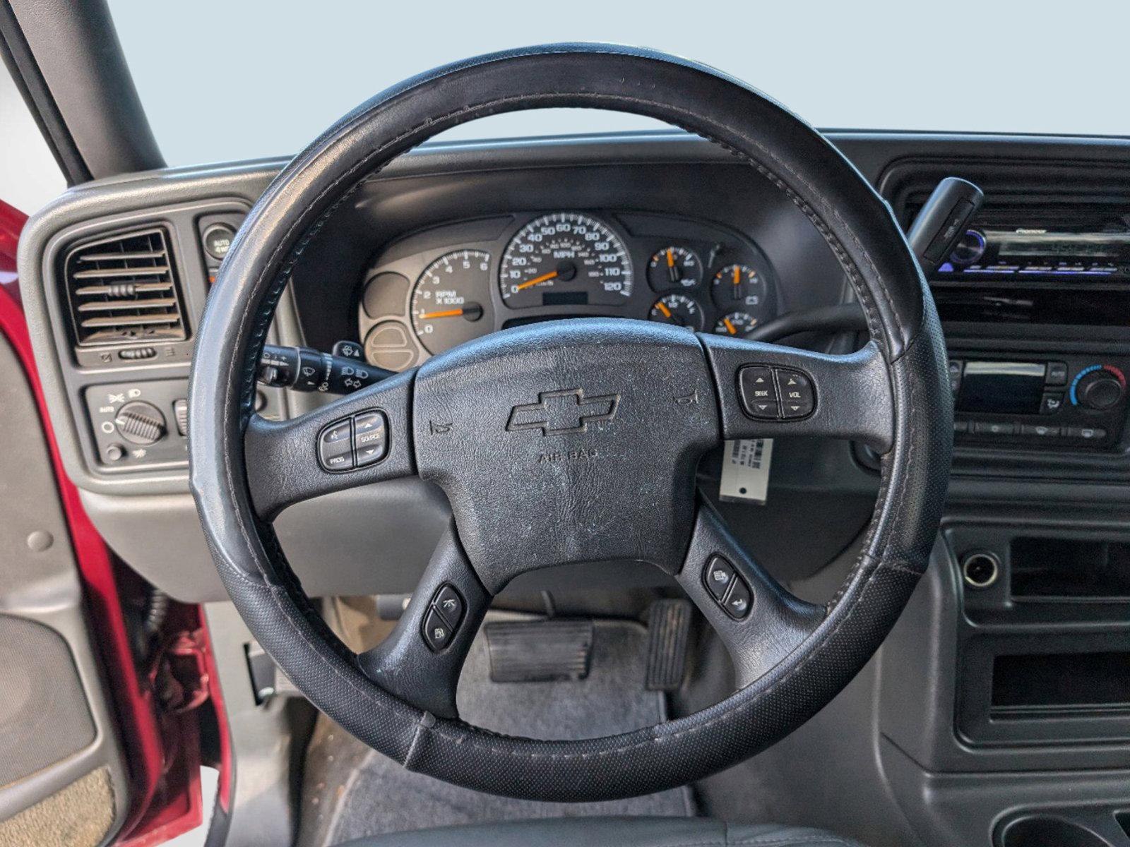 2004 /Dark Charcoal Chevrolet Avalanche Z71 (3GNEK12T84G) with an Gas V8 5.3L/327 engine, 4-Speed Automatic w/OD transmission, located at 7000 Northlake Connector, Columbus, GA, 31904, (706) 987-8085, 32.524975, -84.978134 - 2004 Chevrolet Avalanche Z71 - Photo#14