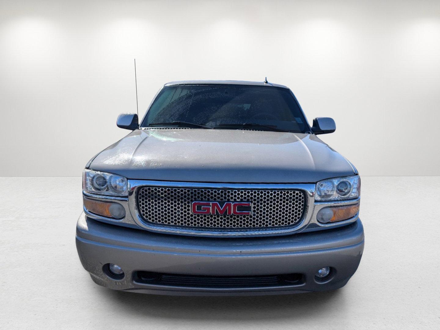 2006 /Stone Gray GMC Yukon Denali (1GKEK63U46J) with an Gas V8 6.0L/364 engine, 4-Speed Automatic w/OD transmission, located at 5115 14th Ave., Columbus, GA, 31904, (706) 323-0345, 32.511494, -84.971046 - 2006 GMC Yukon Denali - Photo#1