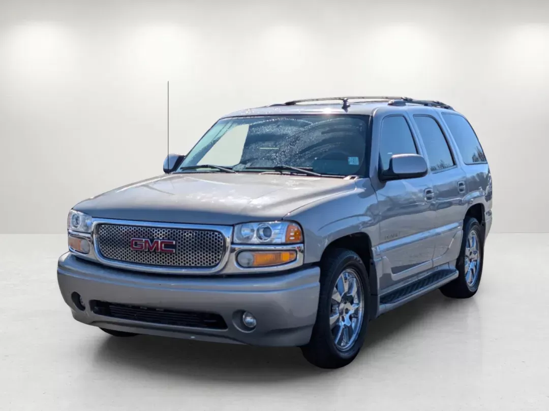 2006 /Stone Gray GMC Yukon Denali (1GKEK63U46J) with an Gas V8 6.0L/364 engine, 4-Speed Automatic w/OD transmission, located at 5115 14th Ave., Columbus, GA, 31904, (706) 323-0345, 32.511494, -84.971046 - 2006 GMC Yukon Denali - Photo#0