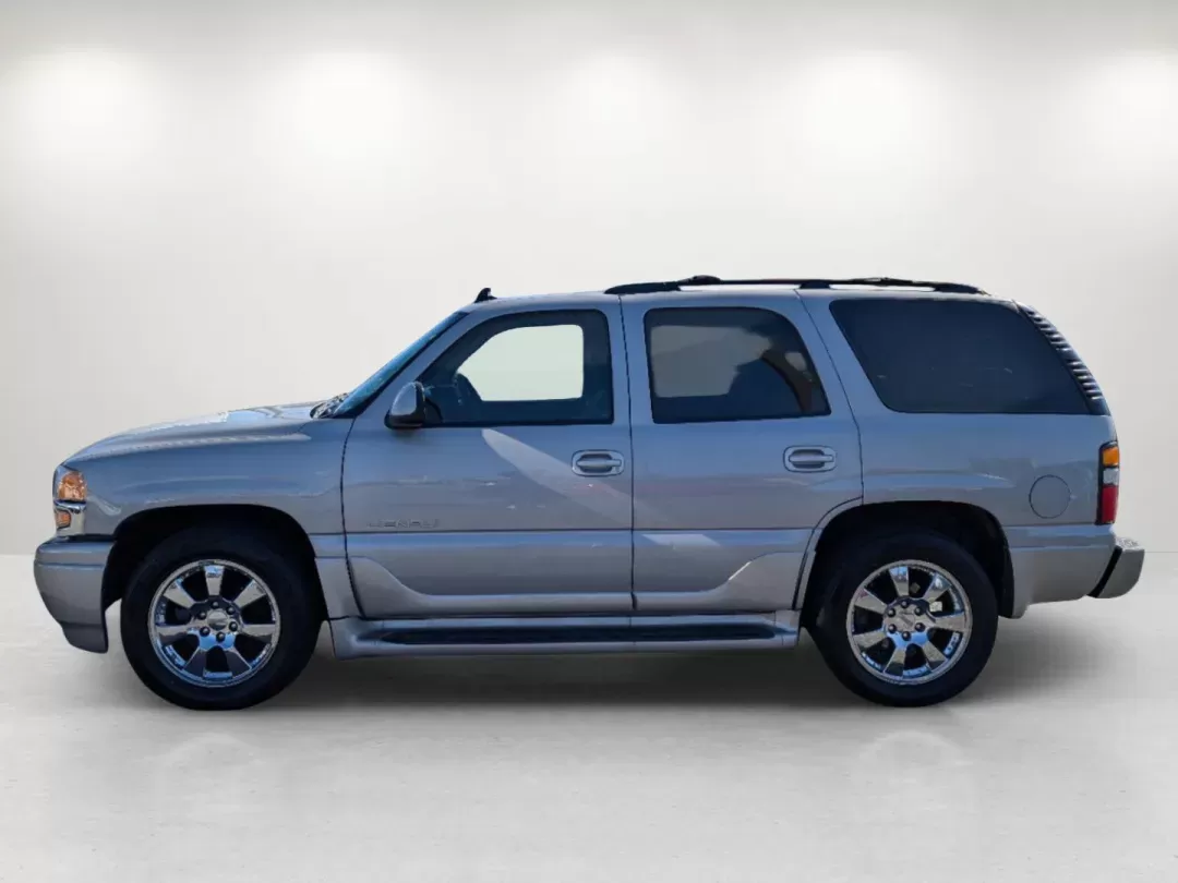 2006 /Stone Gray GMC Yukon Denali (1GKEK63U46J) with an Gas V8 6.0L/364 engine, 4-Speed Automatic w/OD transmission, located at 5115 14th Ave., Columbus, GA, 31904, (706) 323-0345, 32.511494, -84.971046 - 2006 GMC Yukon Denali - Photo#7