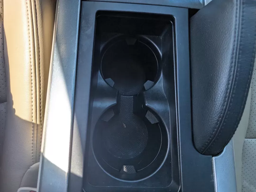 2008 Acura TL (19UUA66228A) with an Gas V6 3.2L/196 engine, 5-Speed Automatic w/OD transmission, located at 1430 Gateway Drive, Opelika, AL, 36801, (334) 239-0944, 32.637871, -85.409790 - 2008 Acura TL - Photo#13