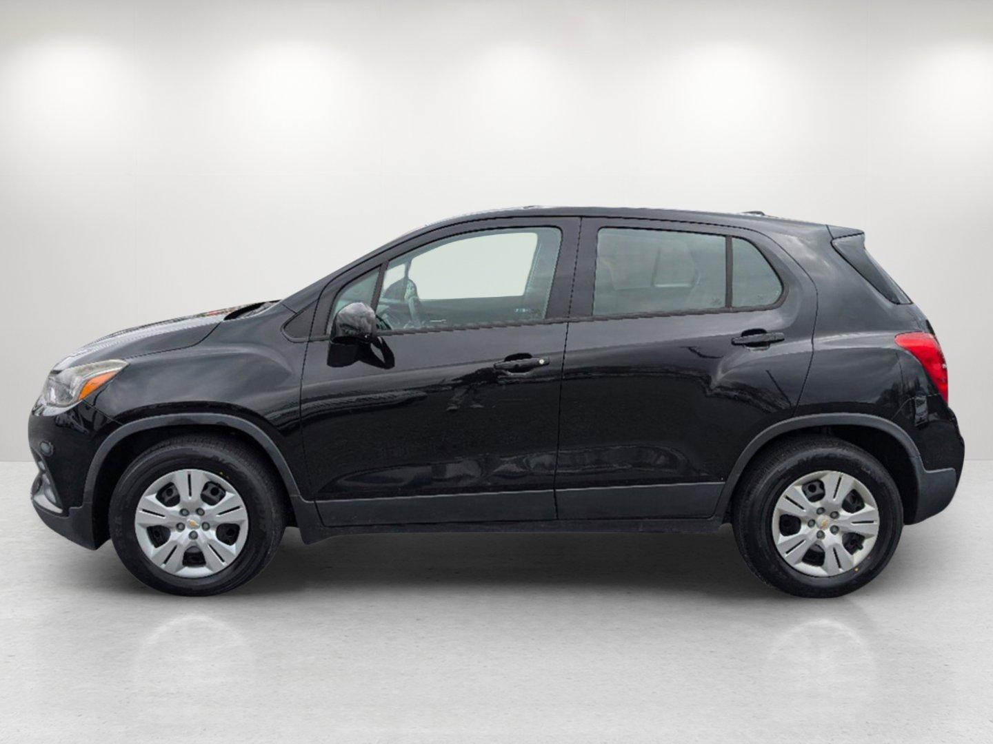 2017 /Jet Black Chevrolet Trax LS (3GNCJKSB3HL) with an Turbocharged Gas 4-Cyl 1.4L/83 engine, 6-Speed Automatic transmission, located at 5115 14th Ave., Columbus, GA, 31904, (706) 323-0345, 32.511494, -84.971046 - 2017 Chevrolet Trax LS - Photo#7