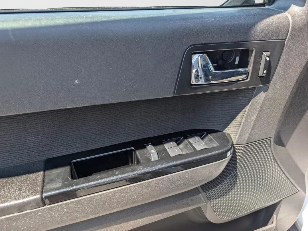 2011 /Charcoal Mazda Tribute Sport (4F2CY0C7XBK) with an Other engine, located at 5115 14th Ave., Columbus, GA, 31904, (706) 323-0345, 32.511494, -84.971046 - **Adventure Awaits: 2011 Mazda Tribute Sport Your Perfect SUV for Every Journey!** <br /> <br /> Are you looking for a versatile vehicle that can handle everything from daily commutes to weekend getaways? The 2011 Mazda Tribute Sport is designed for those who crave adventure while requiring practi - Photo#8