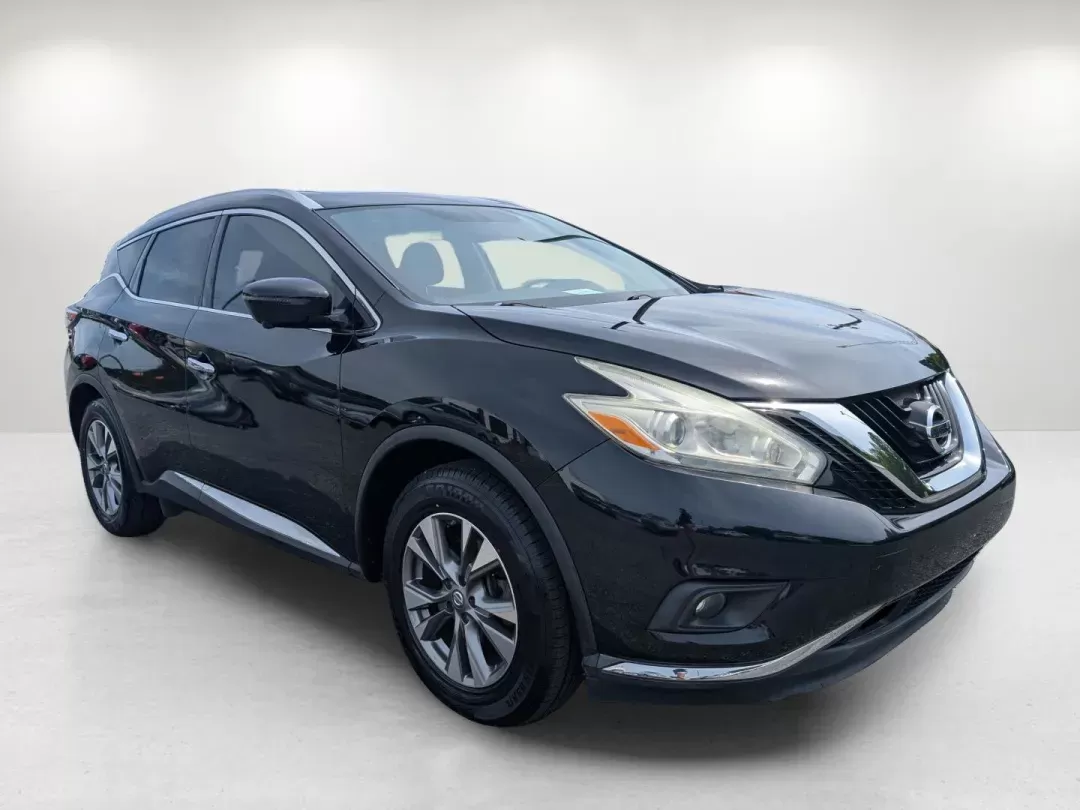 2016 /Black Nissan Murano SL (5N1AZ2MH8GN) with an Regular Unleaded V-6 3.5 L/213 engine, 1-Speed CVT w/OD transmission, located at 7000 Northlake Connector, Columbus, GA, 31904, (706) 987-8085, 32.524975, -84.978134 - 2016 Nissan Murano SL - Photo#2