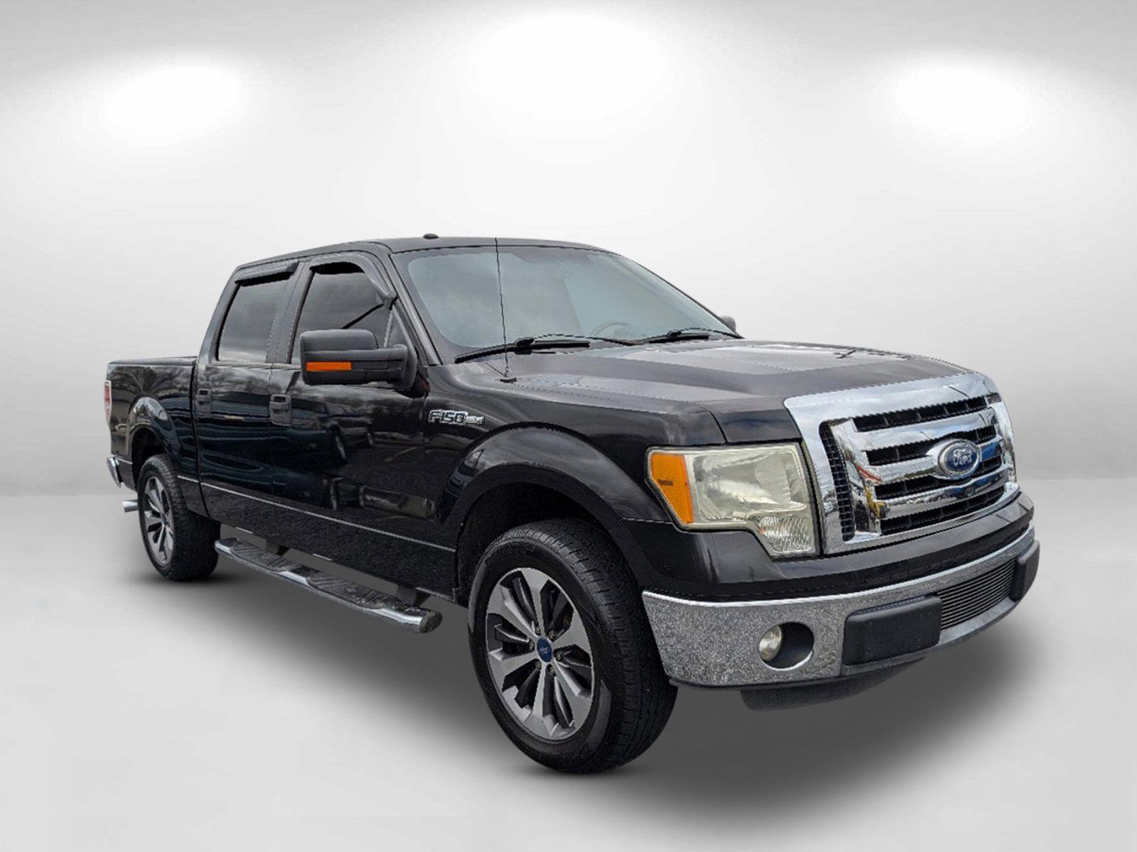 2011 Ford F-150 XLT (1FTEW1CM9BF) with an Gas/Ethanol V6 3.7/227 engine, 6-Speed Automatic transmission, located at 521 Old Farm Lane Rd, Prattville, AL, 36066, (334) 325-1505, 32.482460, -86.416367 - 2011 Ford F-150 XLT - Photo#2