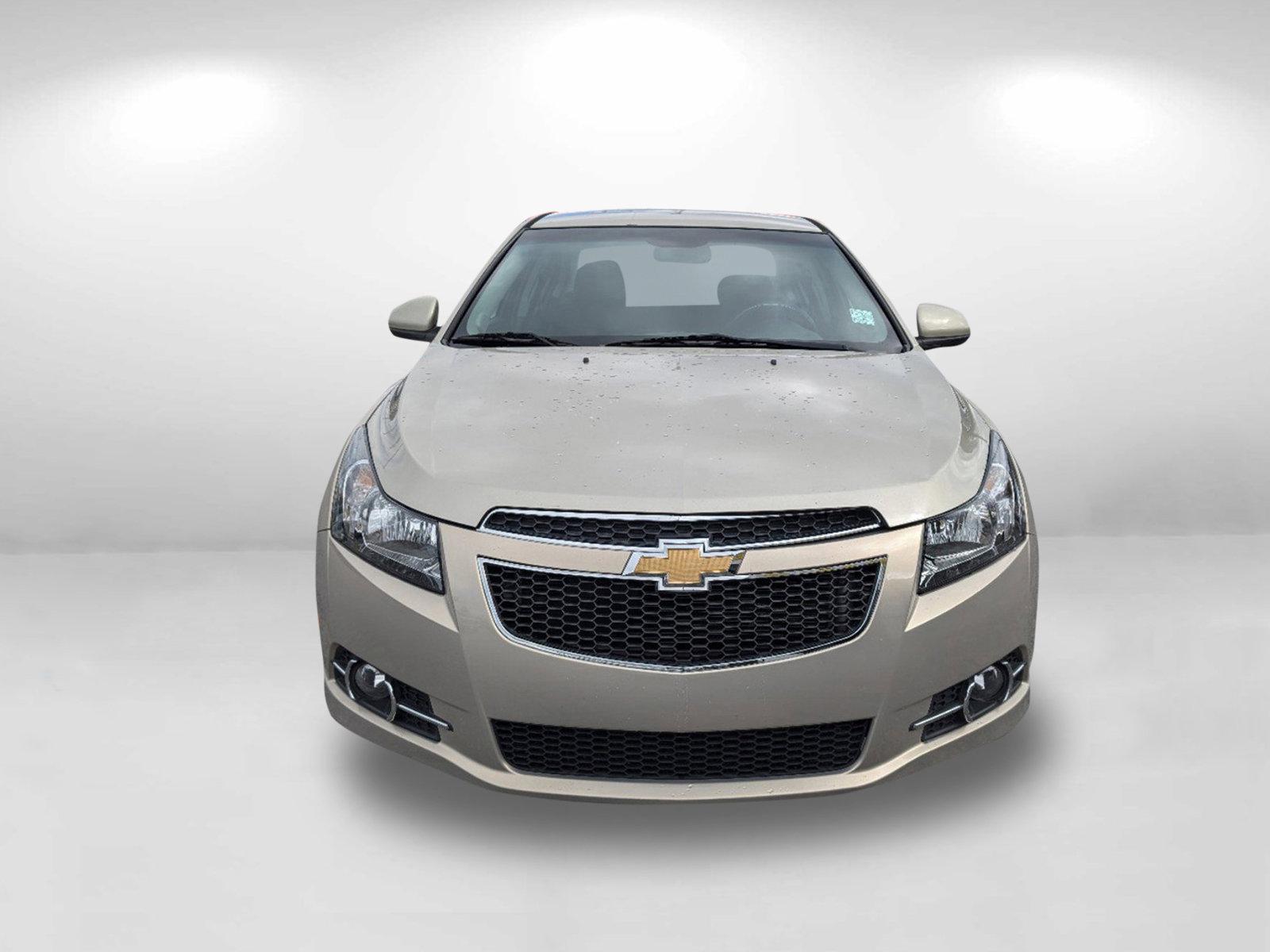 2014 /Jet Black Chevrolet Cruze 1LT (1G1PC5SB3E7) with an Turbocharged Gas I4 1.4L/83 engine, 6-Speed Automatic transmission, located at 3959 U.S. 80 W, Phenix City, AL, 36870, (334) 297-4885, 32.469296, -85.135185 - 2014 Chevrolet Cruze 1LT - Photo#5