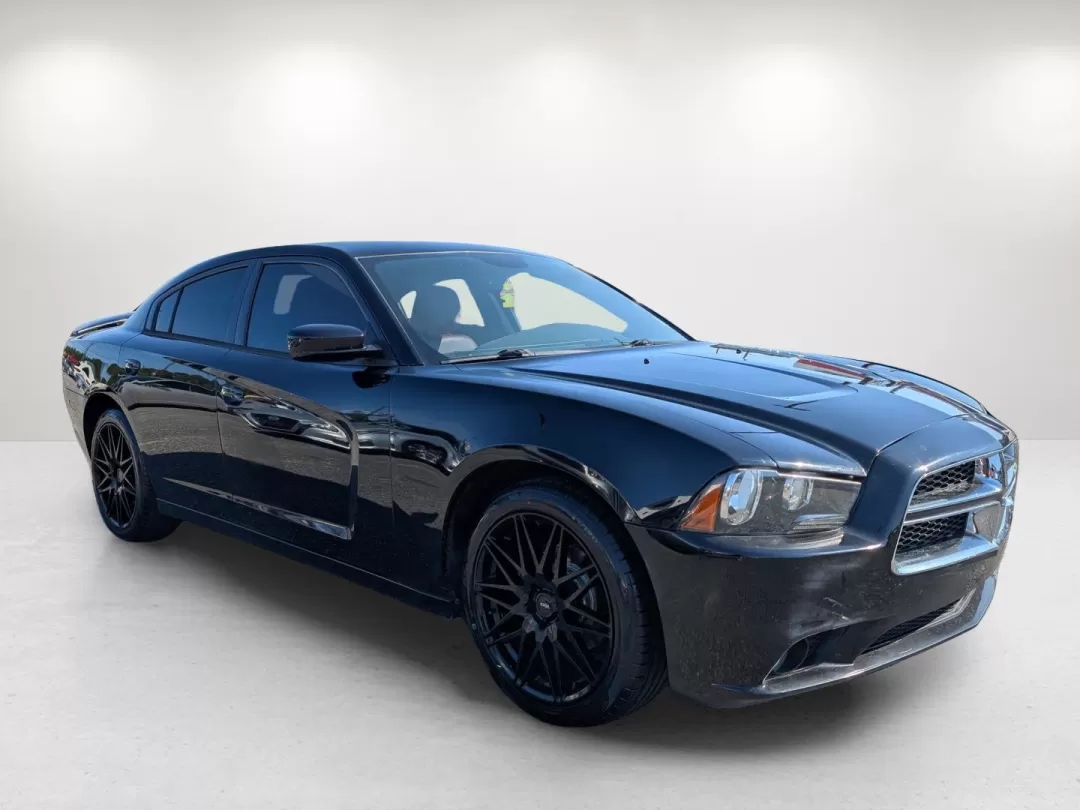 2014 /Red/Black Dodge Charger SXT Plus (2C3CDXHGXEH) with an Other engine, located at 5115 14th Ave., Columbus, GA, 31904, (706) 323-0345, 32.511494, -84.971046 - 2014 Dodge Charger SXT Plus - Photo#2