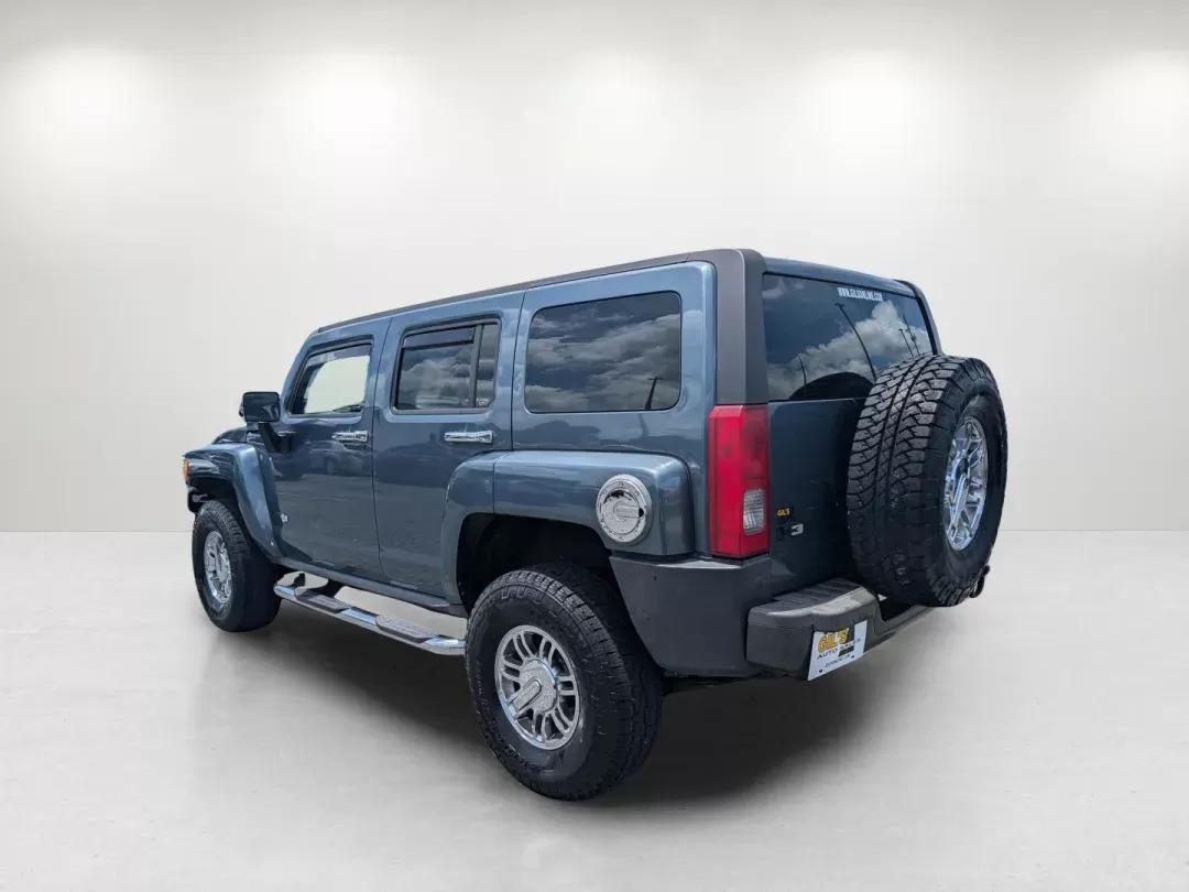 2006 /Ebony Hummer H3 (5GTDN136768) with an Gas 5 3.5L/211 engine, 4-Speed Automatic w/OD transmission, located at 3959 U.S. 80 W, Phenix City, AL, 36870, (334) 297-4885, 32.469296, -85.135185 - 2006 Hummer H3 - Photo#7