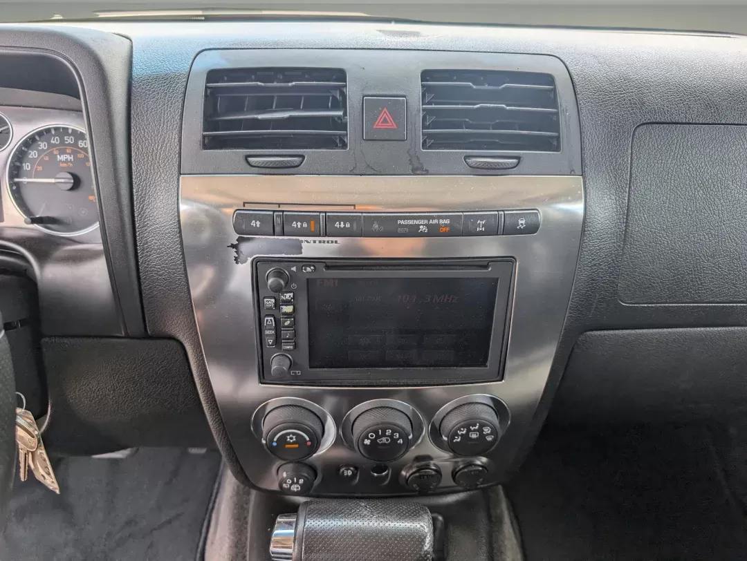 2006 /Ebony Hummer H3 (5GTDN136768) with an Gas 5 3.5L/211 engine, 4-Speed Automatic w/OD transmission, located at 3959 U.S. 80 W, Phenix City, AL, 36870, (334) 297-4885, 32.469296, -85.135185 - 2006 Hummer H3 - Photo#15
