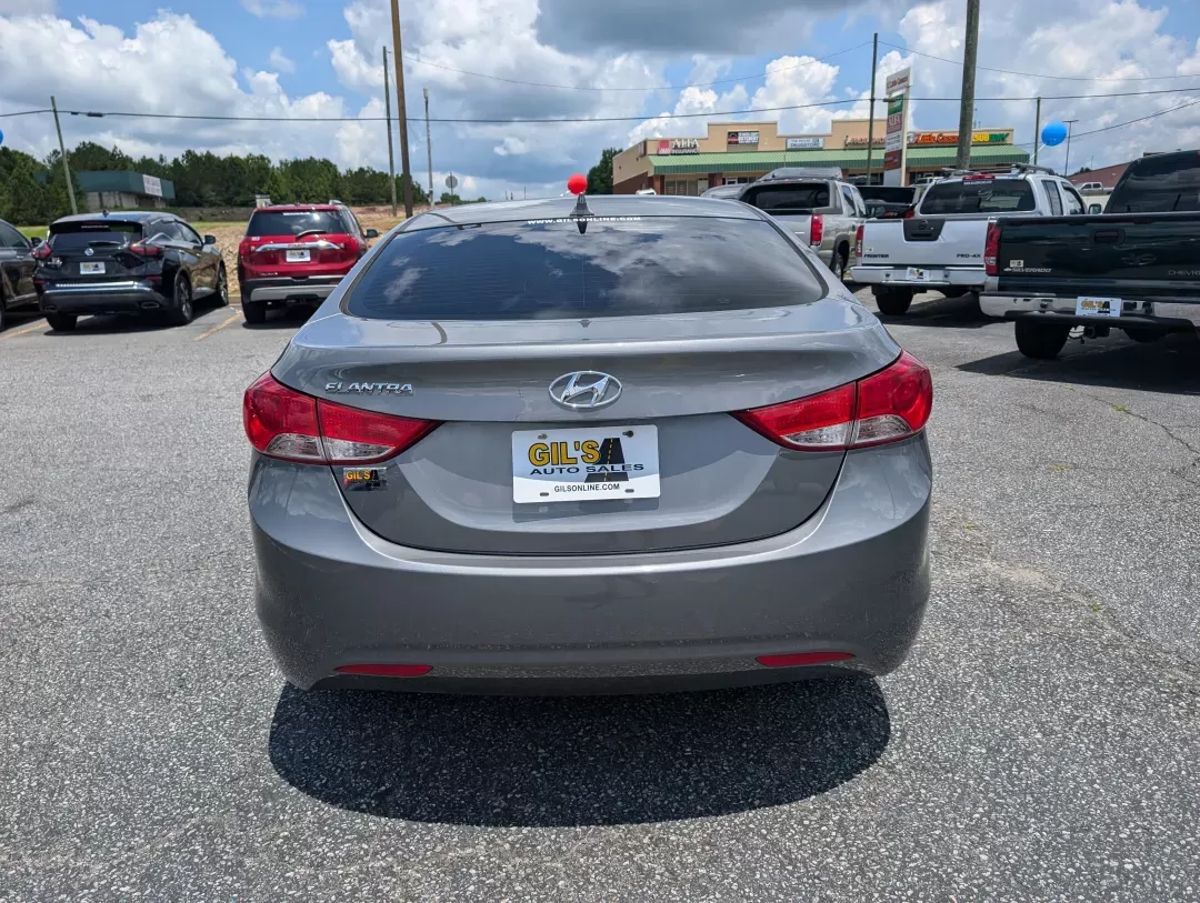 2013 /Gray Hyundai Elantra GLS (5NPDH4AE2DH) with an Gas I4 1.8L/110 engine, 6-Speed Automatic w/Manual Shift transmission, located at 3959 U.S. 80 W, Phenix City, AL, 36870, (334) 297-4885, 32.469296, -85.135185 - 2013 Hyundai Elantra GLS - Photo#5