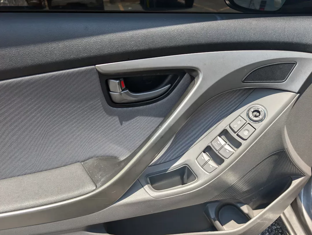 2013 /Gray Hyundai Elantra GLS (5NPDH4AE2DH) with an Gas I4 1.8L/110 engine, 6-Speed Automatic w/Manual Shift transmission, located at 3959 U.S. 80 W, Phenix City, AL, 36870, (334) 297-4885, 32.469296, -85.135185 - 2013 Hyundai Elantra GLS - Photo#8